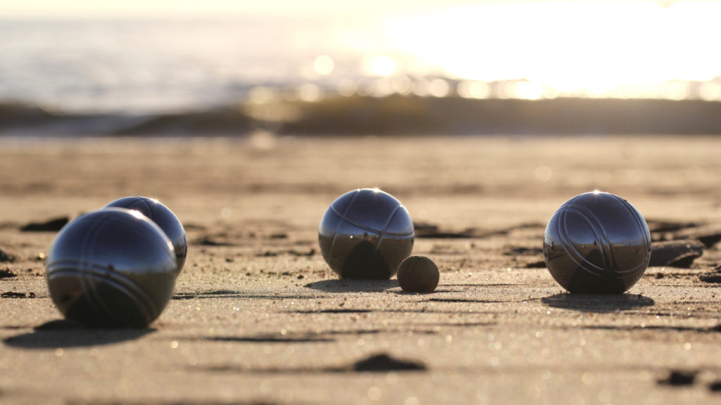 Pétanque à la plage