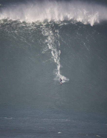 Justine Dupont à Nazaré