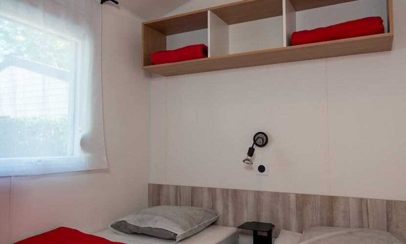 Chambre 2 d'un Mobil-Home Grand Famille 2 SDB