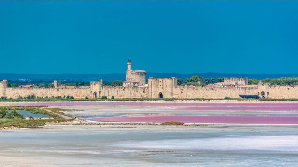 Aigues-Mortes, l'un des incontournables sites en Occitanie