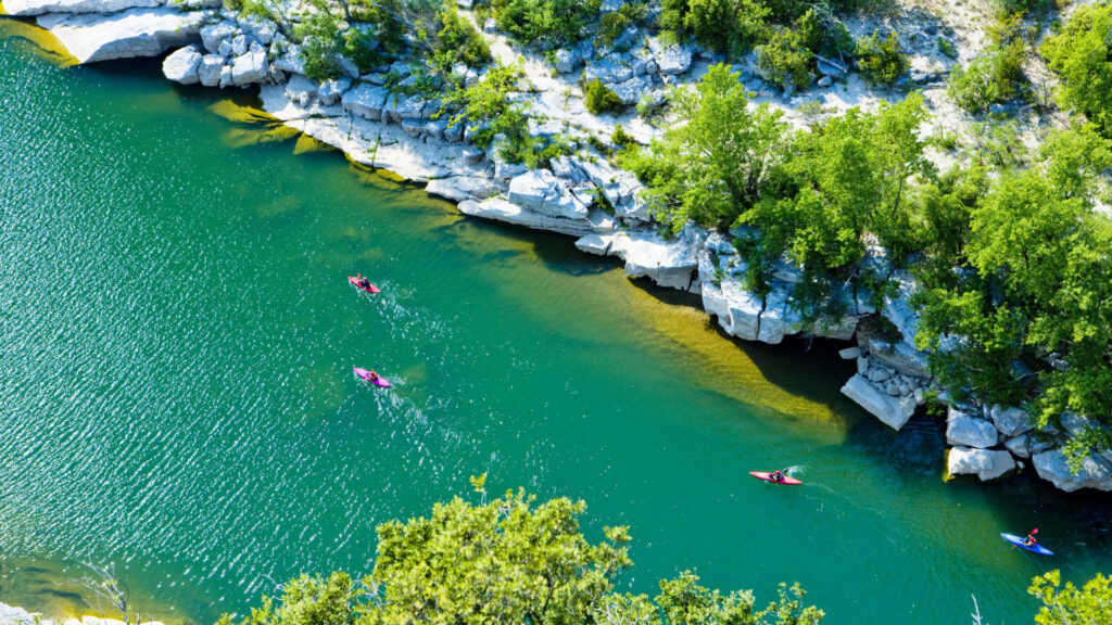 Descente des gorges de l'Ardèche en canoë