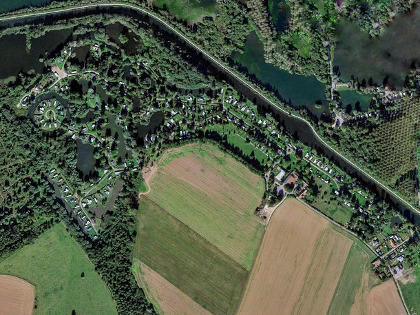 Vue satellite du Camping la Ferme de Bouzencourt