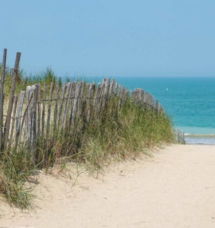 Entrée de la plage de la Conche sur l'île de Ré