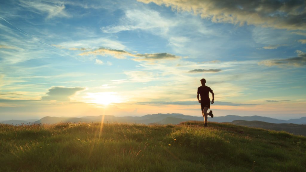 Courir dans l'une des stations de trail